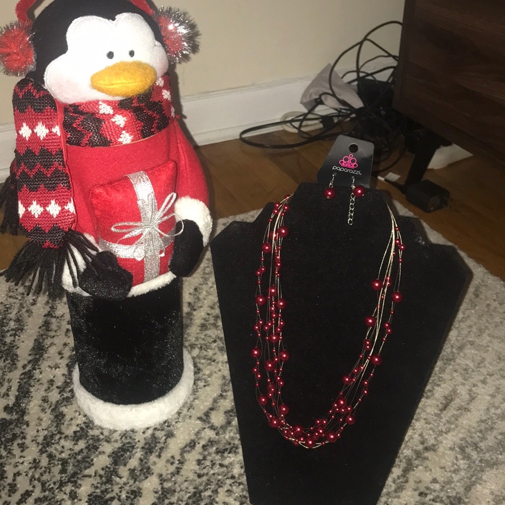 Free paparazzi jewelry. With purchase